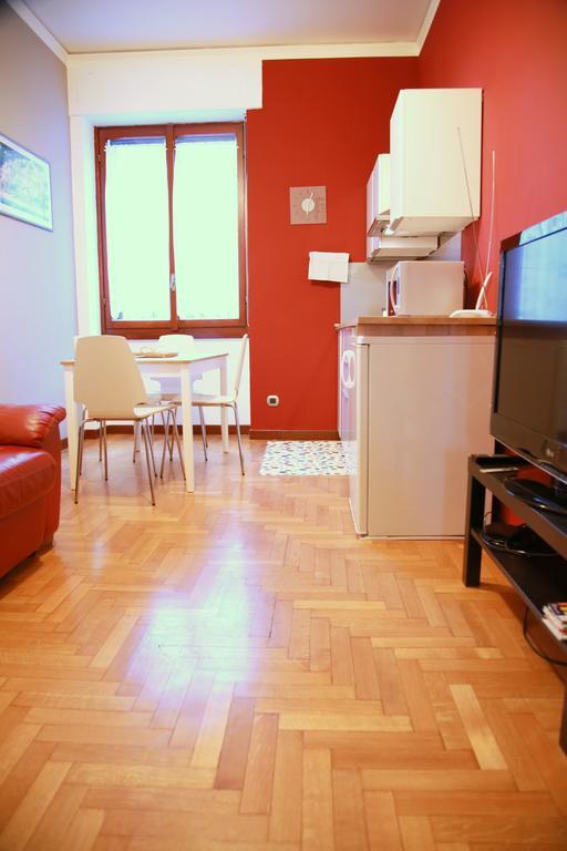 Bilocale Indipendente Apartment Milano Cameră foto