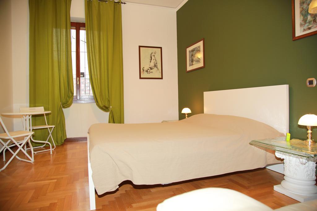 Bilocale Indipendente Apartment Milano Cameră foto